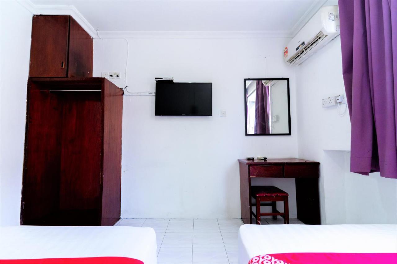 Oyo 90185 168 Inn Bintulu Exterior photo