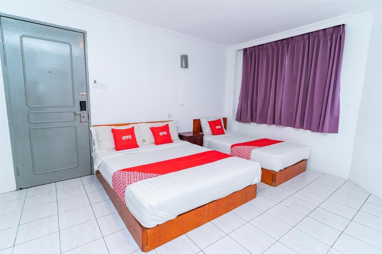 Oyo 90185 168 Inn Bintulu Exterior photo