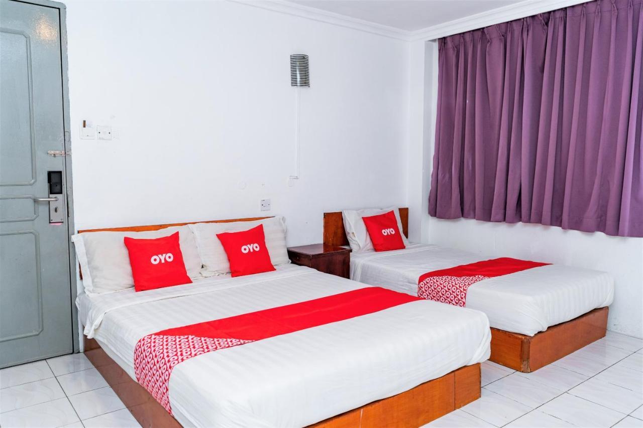 Oyo 90185 168 Inn Bintulu Exterior photo